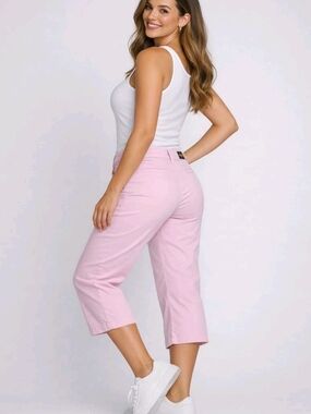 Lee Pink Cropped Wide-Leg Capris